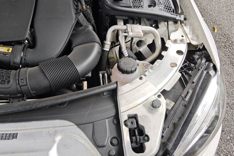 Used Mercedes-Benz C-Class 2019 Restyled C 260 L Sport Edition Engine Bay Left