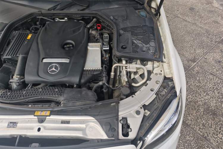 Used Mercedes-Benz C-Class 2019 C 180 L Fashion Edition Sport Version Engine Bay Left