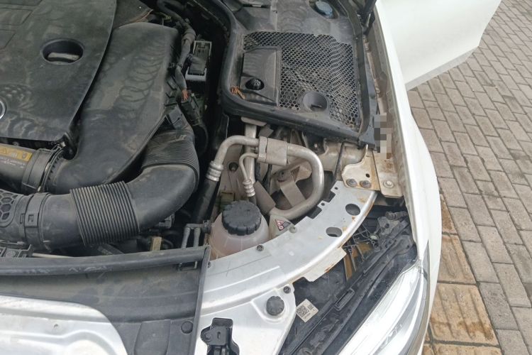 Used Mercedes-Benz C-Class 2019 C 260 L Sport Edition Engine Bay Left