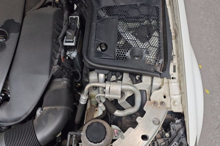 Used Mercedes-Benz C-Class 2019 C 260 Sport Edition Engine Bay Left