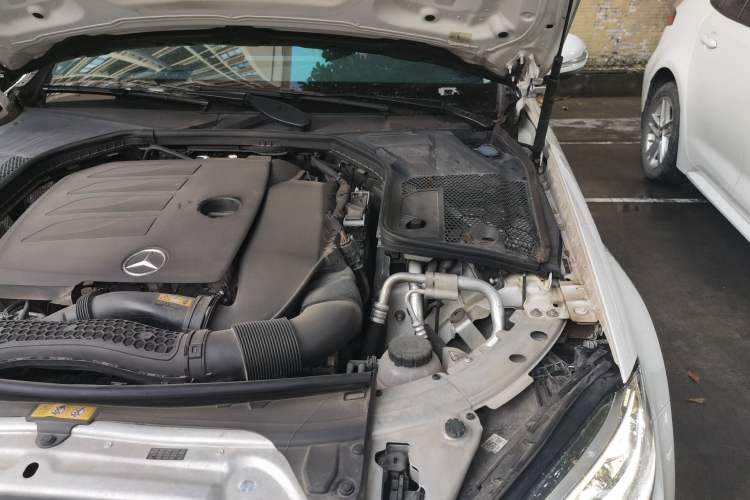 Used Mercedes-Benz C-Class 2019 Restyled C 260 L Sport Edition Engine Bay Left