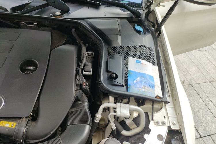 Used Mercedes-Benz C-Class 2019 C 260 Sport Edition Engine Bay Left