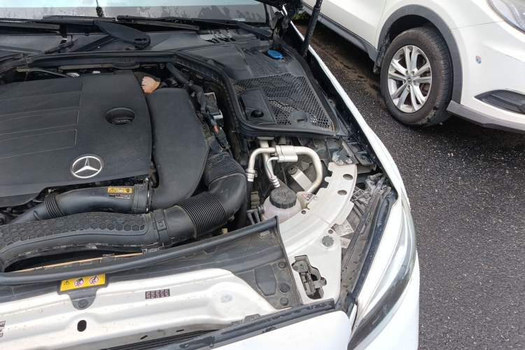 Used Mercedes-Benz C-Class 2019 C 260 Sport Edition Engine Bay Left