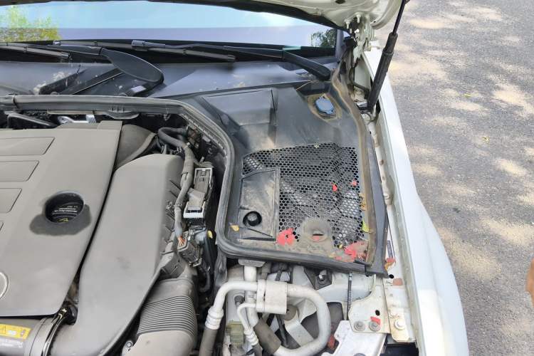 Used Mercedes-Benz C-Class 2019 Restyled C 260 L Sport Edition Engine Bay Left