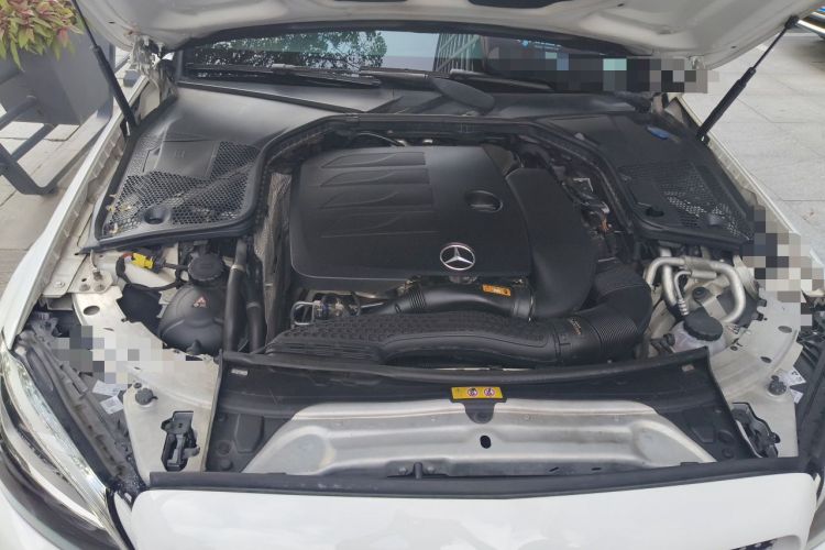 Used Mercedes-Benz C-Class 2019 C 260 Estate Engine Bay