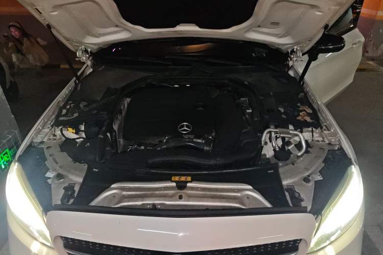 Used Mercedes-Benz C-Class 2019 C 260 Coupe Engine Bay
