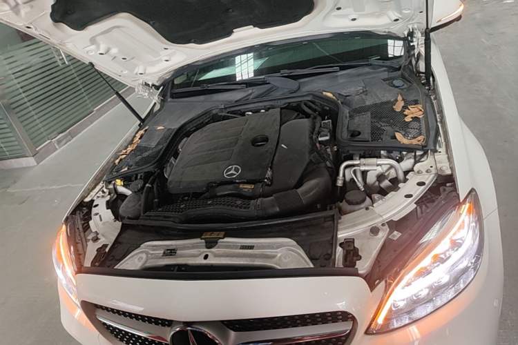 Used Mercedes-Benz C-Class 2019 C 260 L Sport Edition Engine Bay