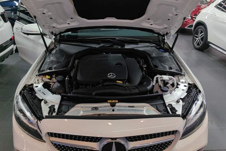 Used Mercedes-Benz C-Class 2019 Restyled C 260 L Sport Edition Engine Bay