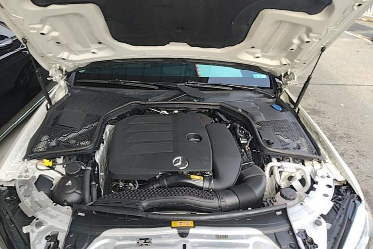 Used Mercedes-Benz C-Class 2019 Restyled C 260 L Sport Edition Engine Bay