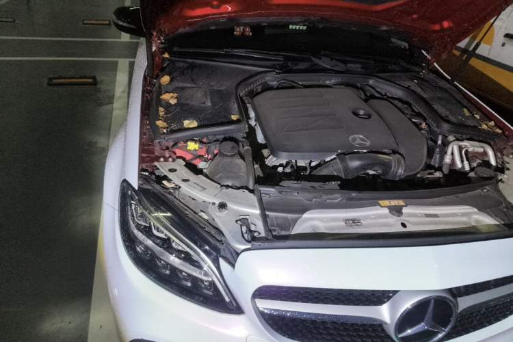 Used Mercedes-Benz C-Class 2019 C 260 L Sport Edition Engine Bay Right