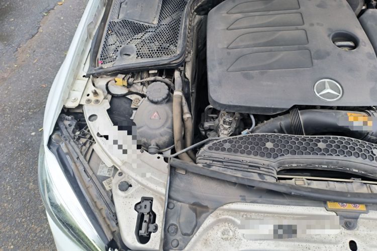 Used Mercedes-Benz C-Class 2019 C 260 Sport Edition Engine Bay Right