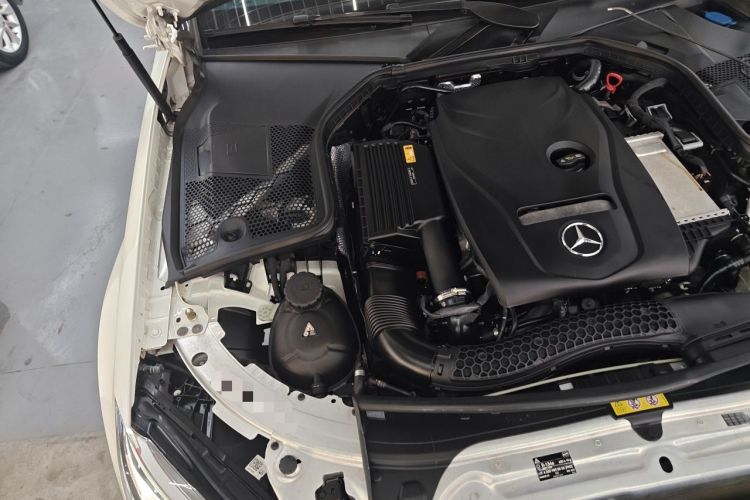 Used Mercedes-Benz C-Class 2019 C 180 L Fashion Edition Sport Version Engine Bay Right