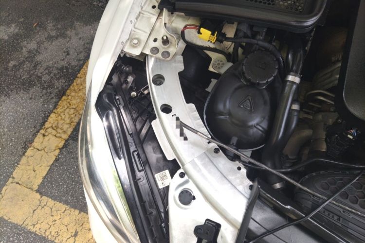 Used Mercedes-Benz C-Class 2019 C 260 L Sport Edition Engine Bay Right