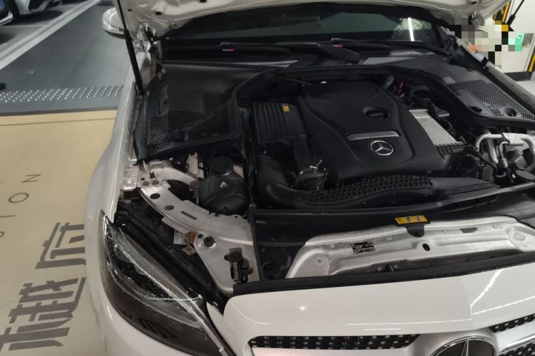 Used Mercedes-Benz C-Class 2019 C 180 L Fashion Edition Sport Version Engine Bay Right