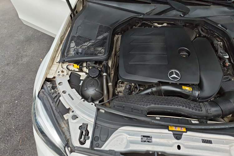 Used Mercedes-Benz C-Class 2019 C 260 Sport Edition Engine Bay Right