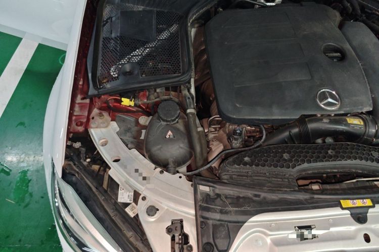 Used Mercedes-Benz C-Class 2019 C 260 Sport Edition Engine Bay Right