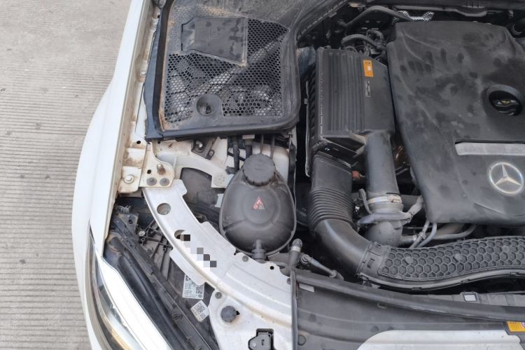 Used Mercedes-Benz C-Class 2019 C 180 L Fashion Edition Sport Version Engine Bay Right