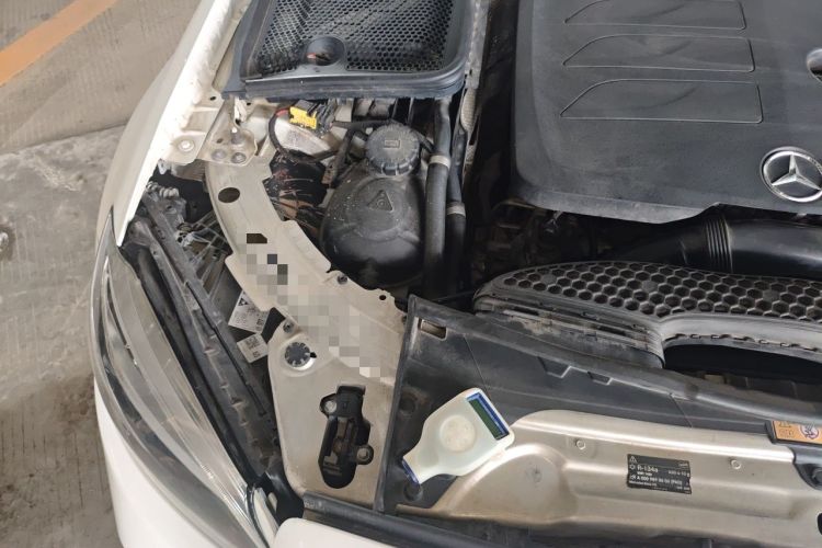 Used Mercedes-Benz C-Class 2019 C 260 Sport Edition Engine Bay Right