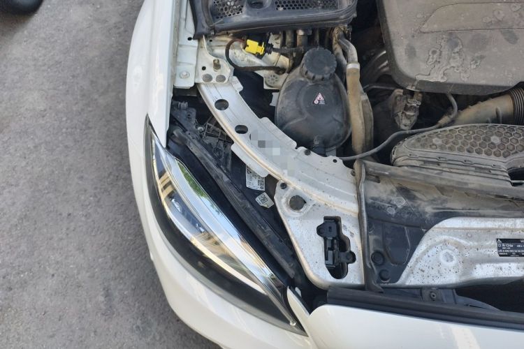 Used Mercedes-Benz C-Class 2019 Restyled C 260 L Sport Edition Engine Bay Right