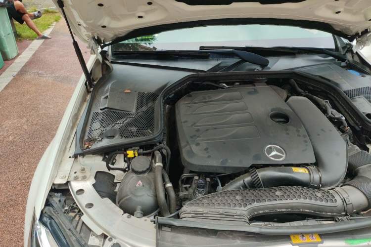 Used Mercedes-Benz C-Class 2019 Restyled C 260 L Sport Edition Engine Bay Right