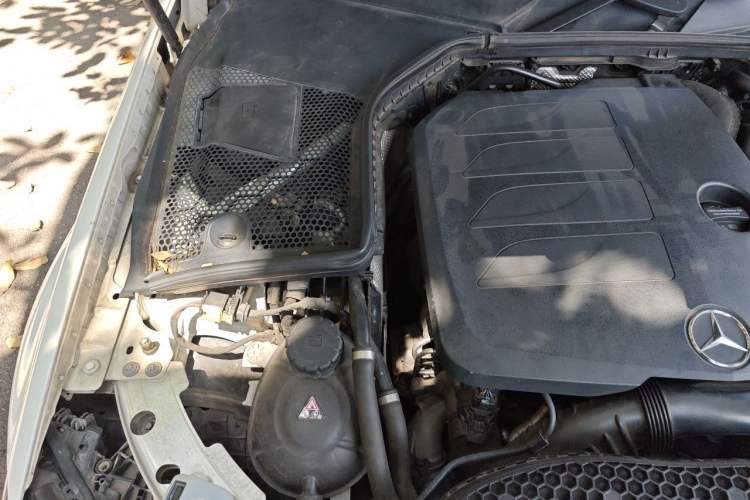 Used Mercedes-Benz C-Class 2019 Restyled C 260 L Sport Edition Engine Bay Right