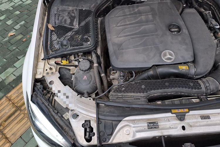 Used Mercedes-Benz C-Class 2019 C 260 L Sport Edition Engine Bay Right