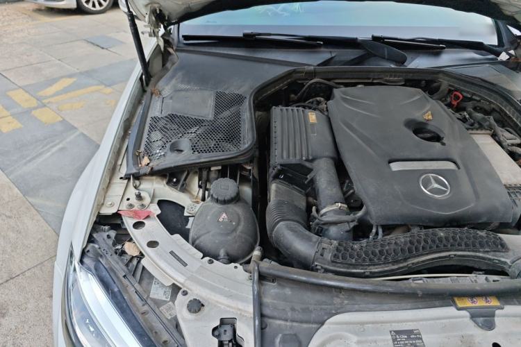 Used Mercedes-Benz C-Class 2019 C 180 L Fashion Edition Sport Version Engine Bay Right