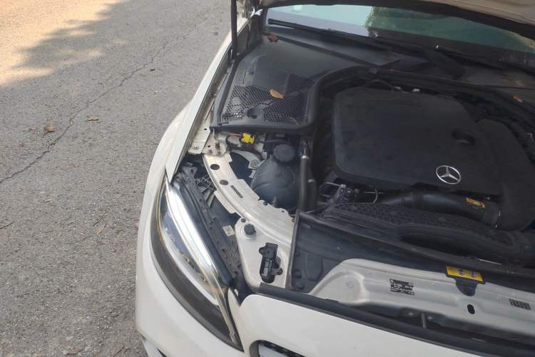 Used Mercedes-Benz C-Class 2019 Restyled C 260 L Sport Edition Engine Bay Right