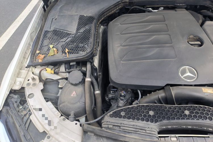 Used Mercedes-Benz C-Class 2019 Updated C 260 L Engine Bay Right