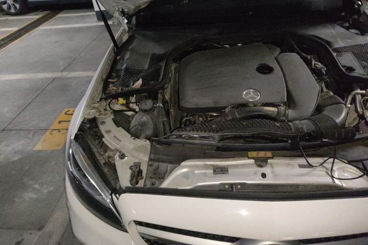 Used Mercedes-Benz C-Class 2019 Restyled C 260 L Sport Edition Engine Bay Right