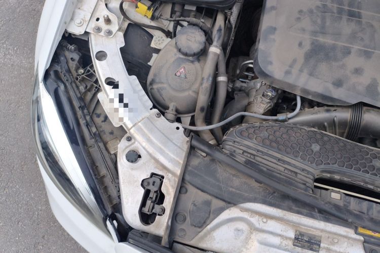 Used Mercedes-Benz C-Class 2019 Restyled C 260 L Sport Edition Engine Bay Right