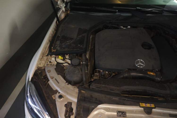 Used Mercedes-Benz C-Class 2019 C 260 Sport Edition Engine Bay Right