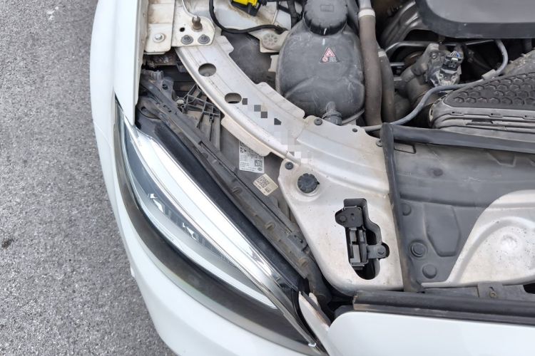 Used Mercedes-Benz C-Class 2019 C 260 Sport Edition Engine Bay Right