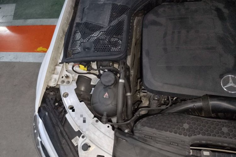 Used Mercedes-Benz C-Class 2019 C 260 Sport Edition Engine Bay Right