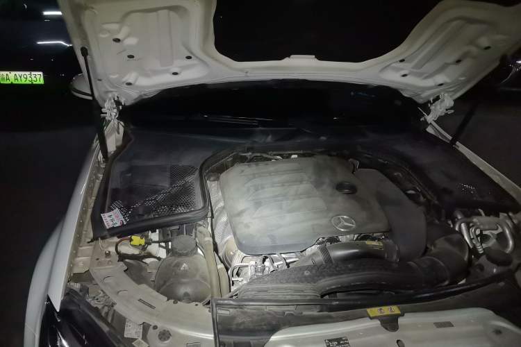 Used Mercedes-Benz C-Class 2019 Restyled C 260 L Sport Edition Engine Bay Right