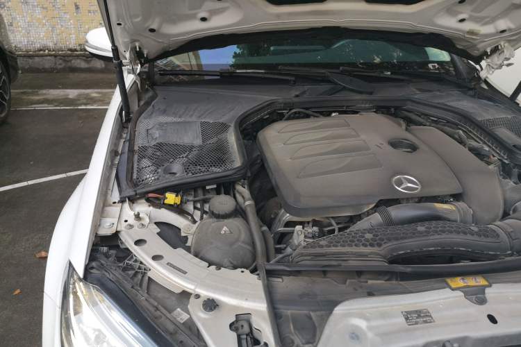 Used Mercedes-Benz C-Class 2019 Restyled C 260 L Sport Edition Engine Bay Right