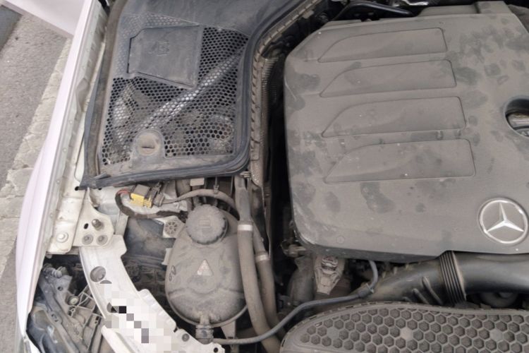 Used Mercedes-Benz C-Class 2019 C 260 Sport Edition Engine Bay Right