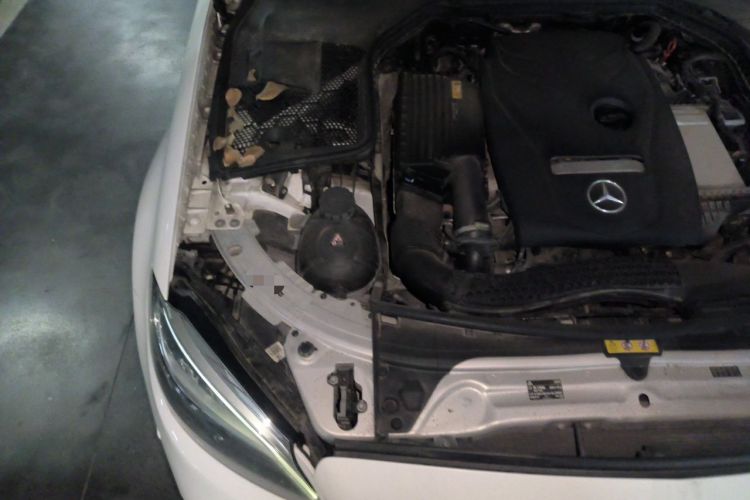 Used Mercedes-Benz C-Class 2019 C 180 L Fashion Edition Sport Version Engine Bay Right