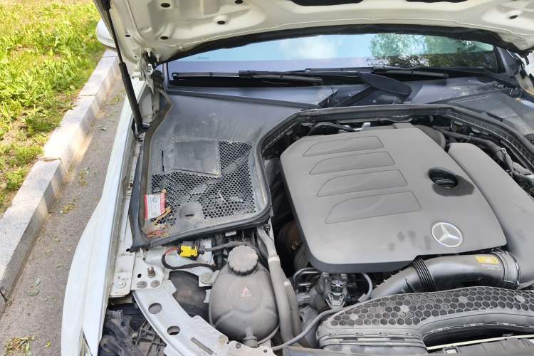 Used Mercedes-Benz C-Class 2019 Restyled C 260 L Sport Edition Engine Bay Right