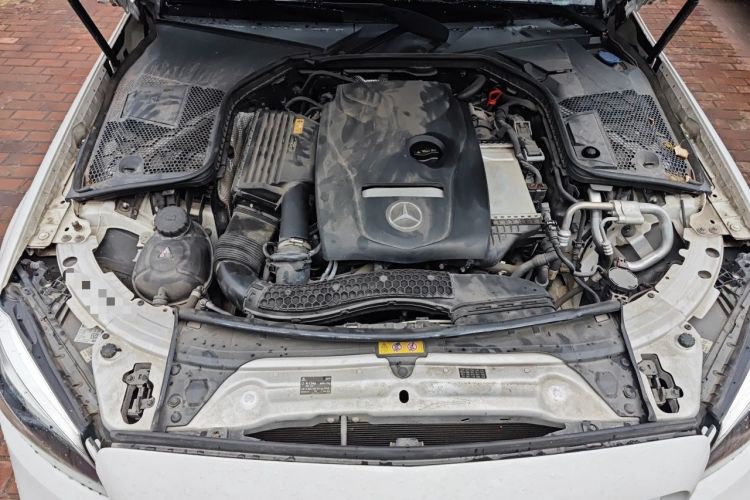 Used Mercedes-Benz C-Class 2019 C 180 L Fashion Edition Sport Version Engine Bay