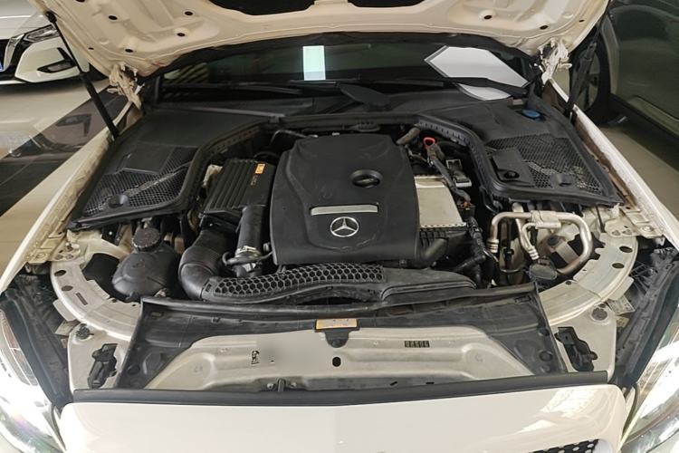 Used Mercedes-Benz C-Class 2019 C 180 L Fashion Edition Sport Version Engine Bay