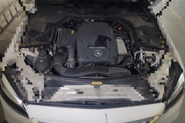 Used Mercedes-Benz C-Class 2019 C 180 L Fashion Edition Sport Version Engine Bay