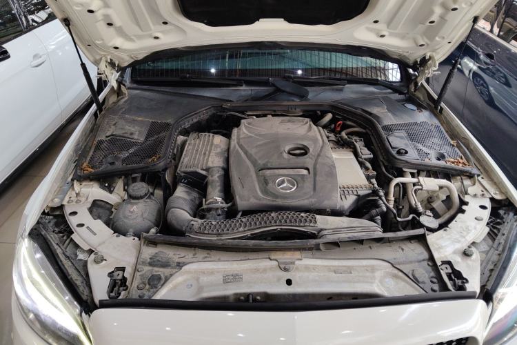 Used Mercedes-Benz C-Class 2019 C 180 L Fashion Edition Sport Version Engine Bay