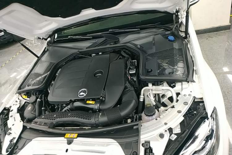 Used Mercedes-Benz C-Class 2019 C 260 Coupe Engine Bay