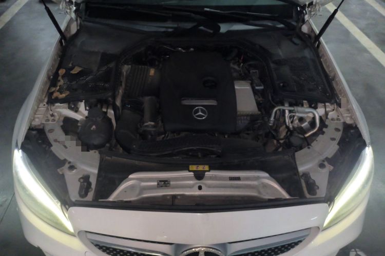 Used Mercedes-Benz C-Class 2019 C 180 L Fashion Edition Sport Version Engine Bay