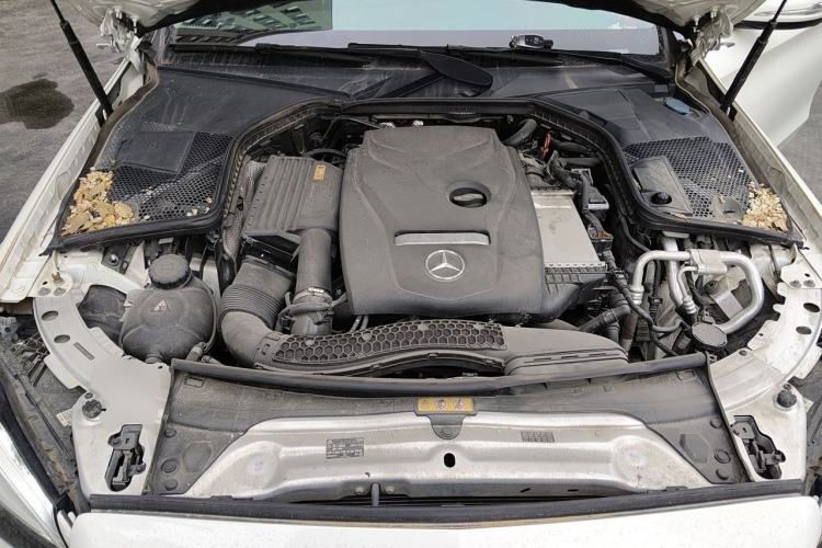 Used Mercedes-Benz C-Class 2019 C 180 L Fashion Edition Sport Version Engine Bay