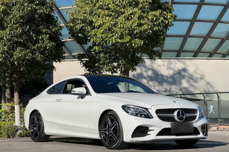 Used Mercedes-Benz C-Class 2019 C 260 Coupe Exterior 1