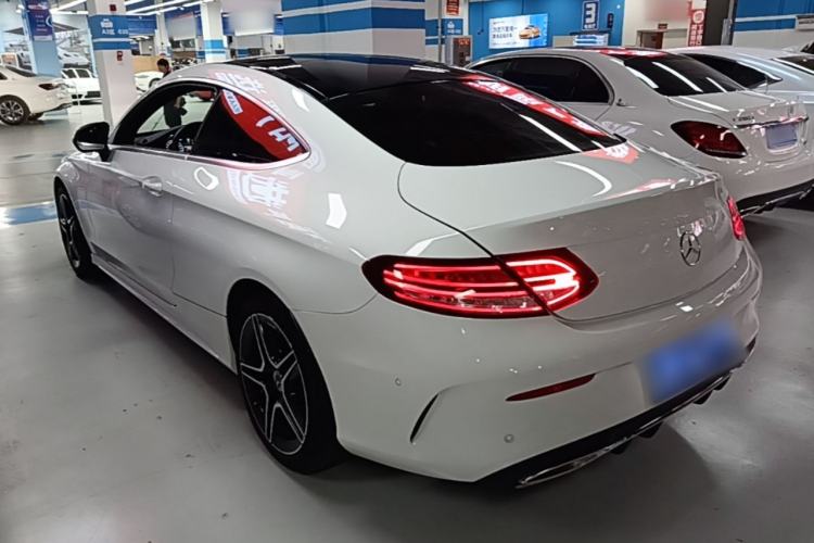 Used Mercedes-Benz C-Class 2019 C 260 Coupe Exterior 2