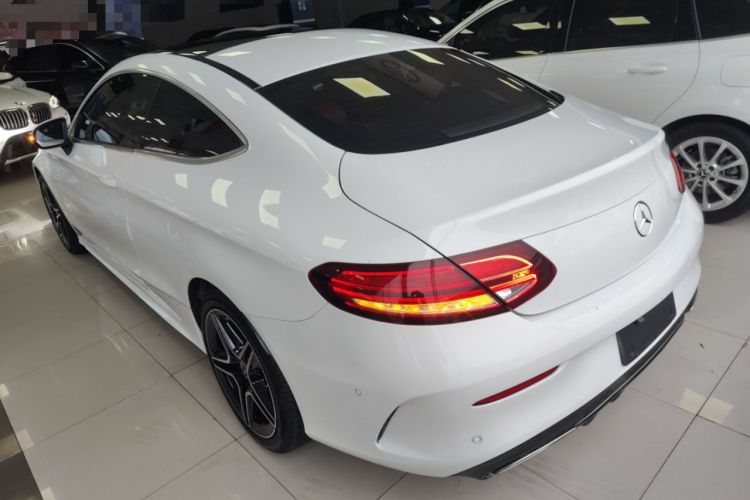 Used Mercedes-Benz C-Class 2019 C 260 Coupe Exterior 2