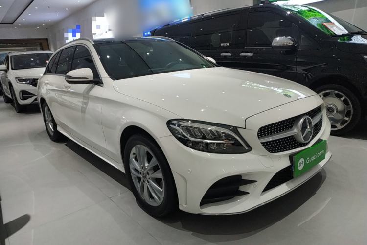 Used Mercedes-Benz C-Class 2019 C 180 Estate Exterior 2
